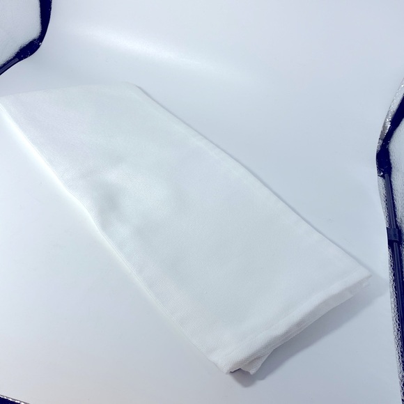 Deck the Halls with Pickleballs Large Linen-like Hand Towel NWT - Picture 2 of 2